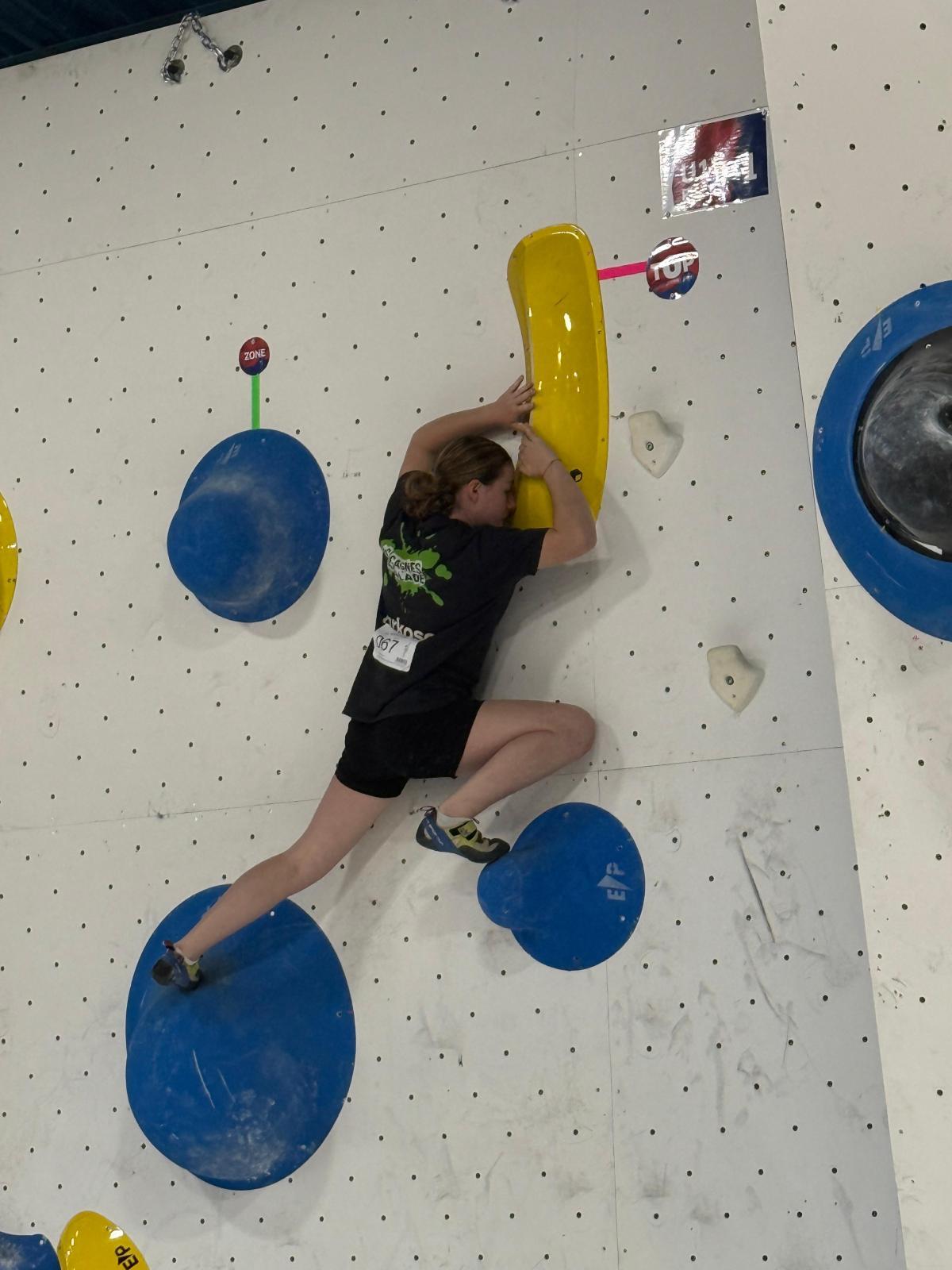 WhatsApp-Image-2025-11-15-at-22.04.04