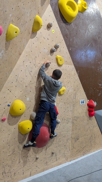 PXL_20251108_075836810