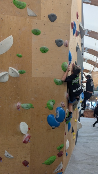 PXL_20251206_104717866.MP_